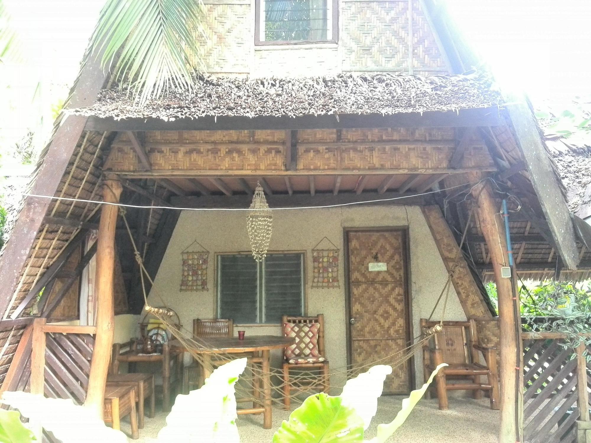 Bananaland Cottages Tawala  Экстерьер фото